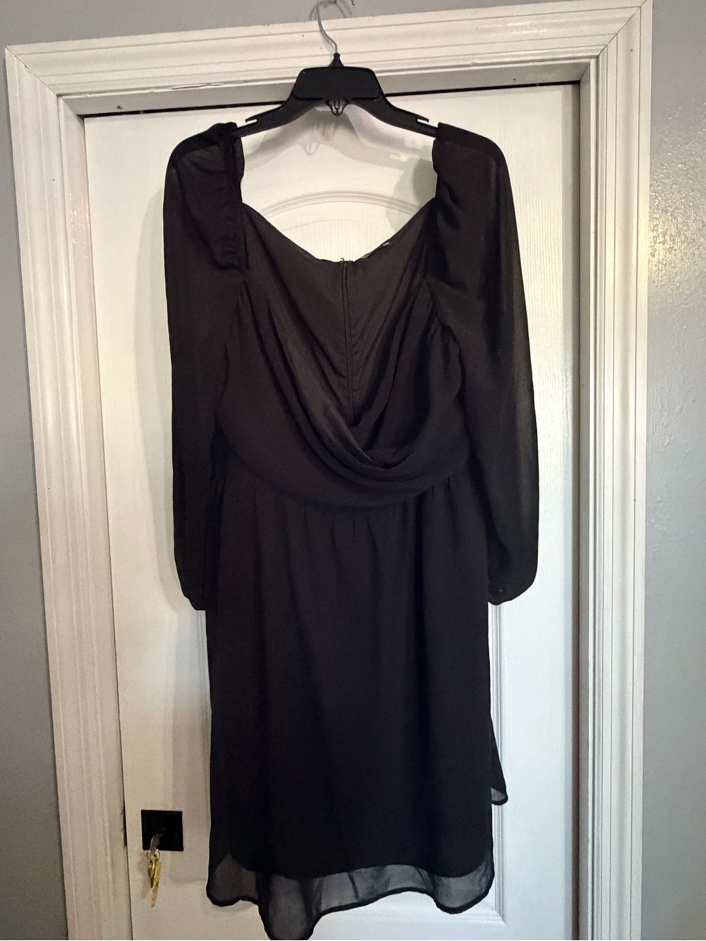 Black Long Sleeve Draped Back Women's Dress 2x